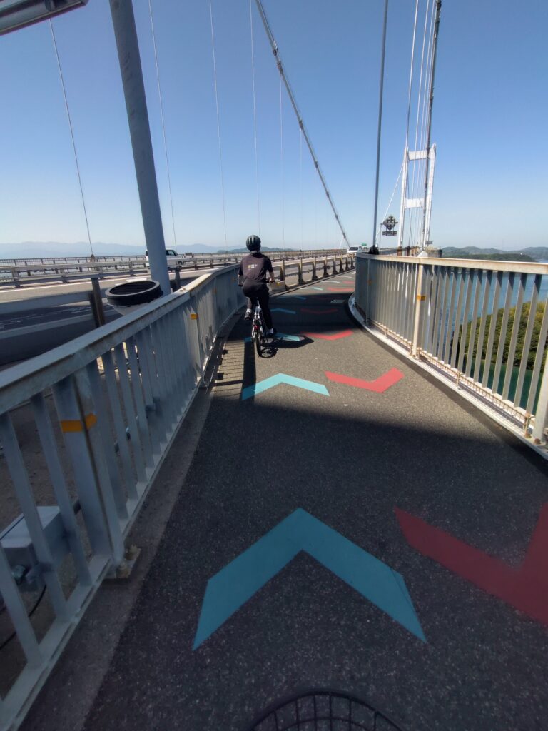 大島から馬島に向かう